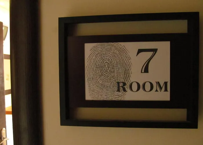 Saint Amon ホテル ファリラキ